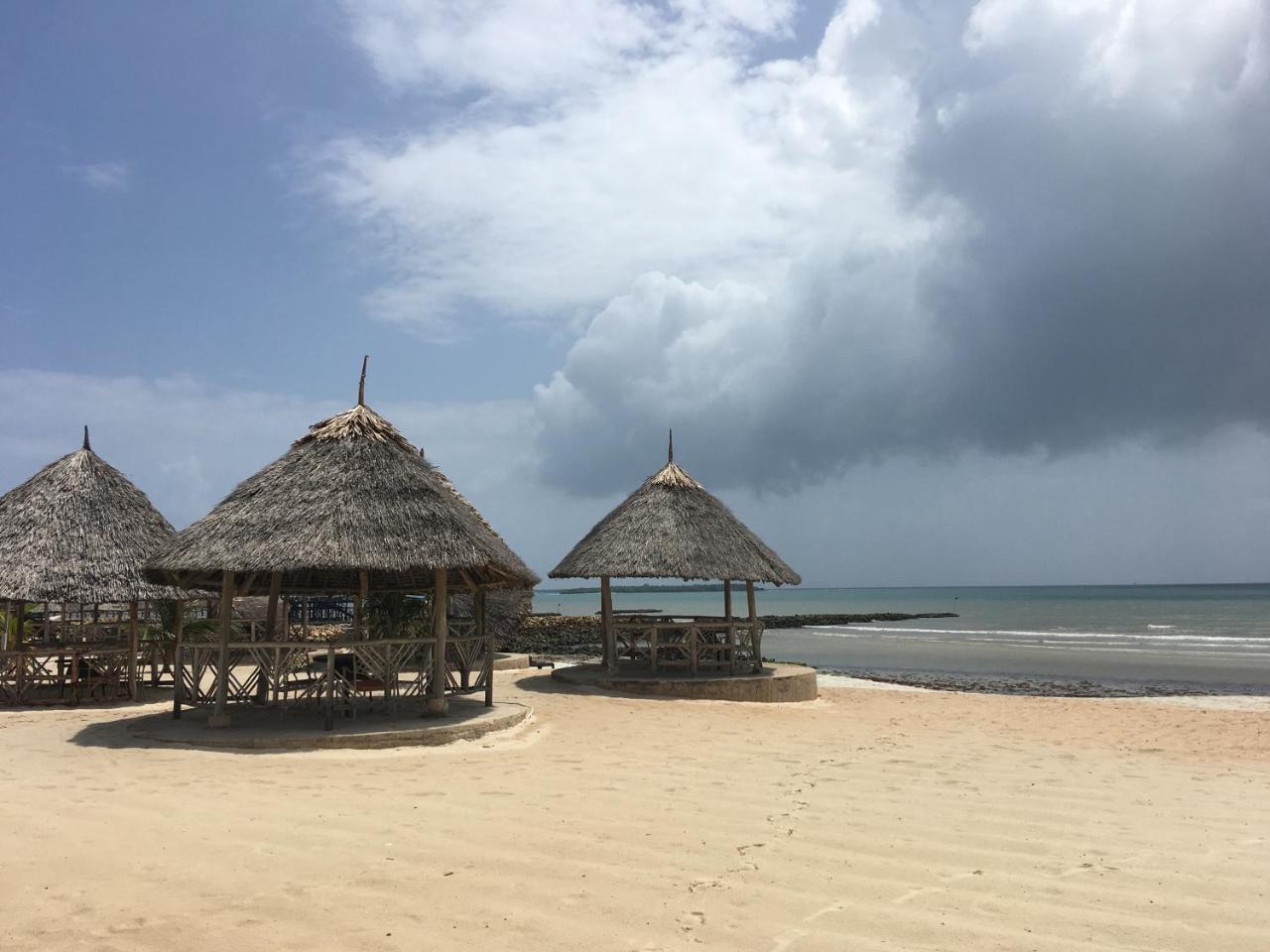Landmark Mbezi Beach Resort Dar es Salaam Exterior photo